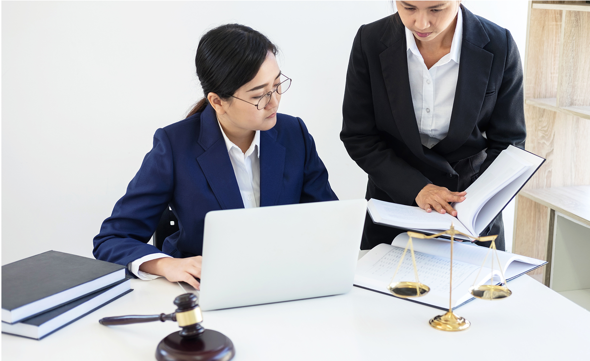 弁護士が契約済み